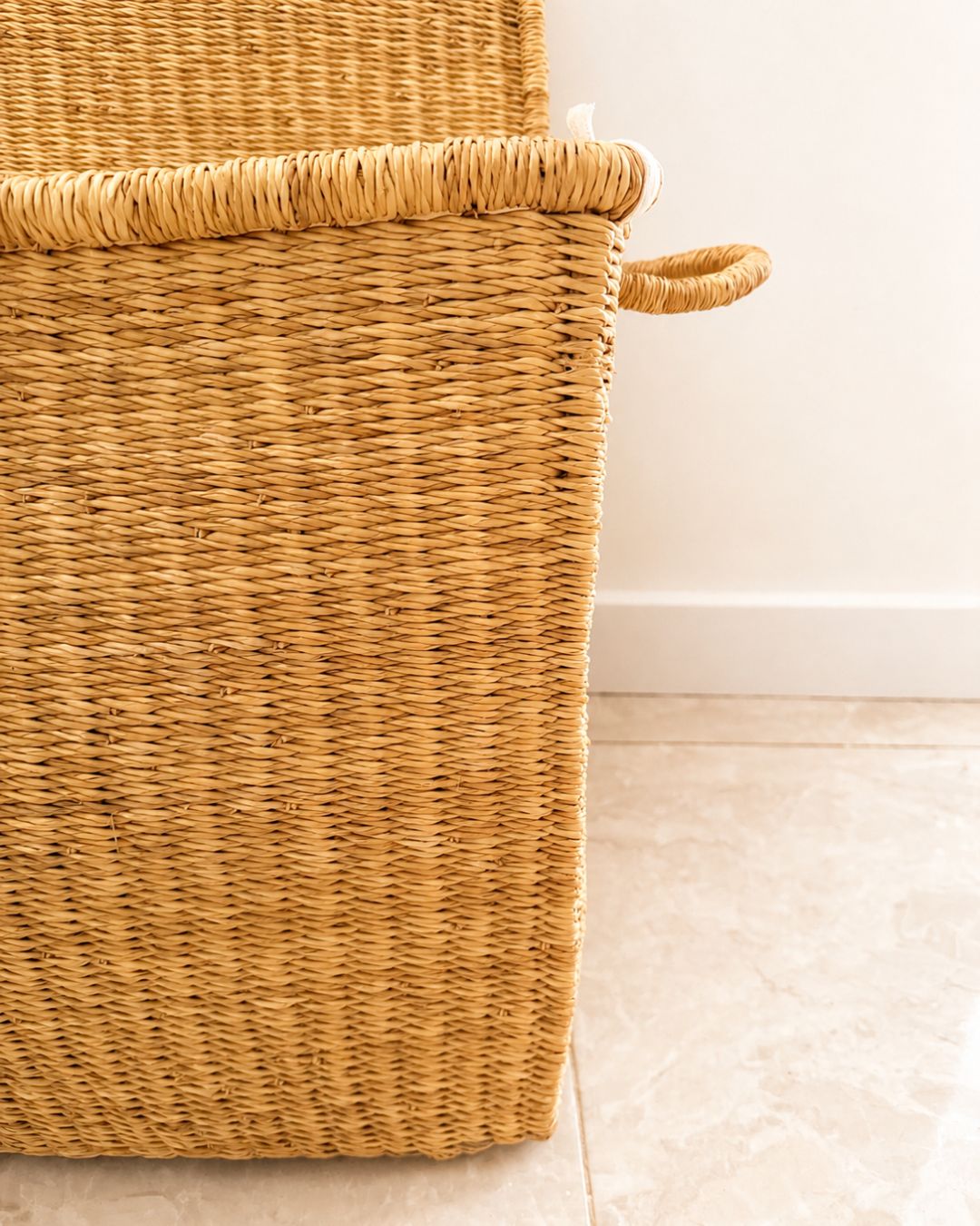 Eco-friendly woven storage basket with removable washable liner