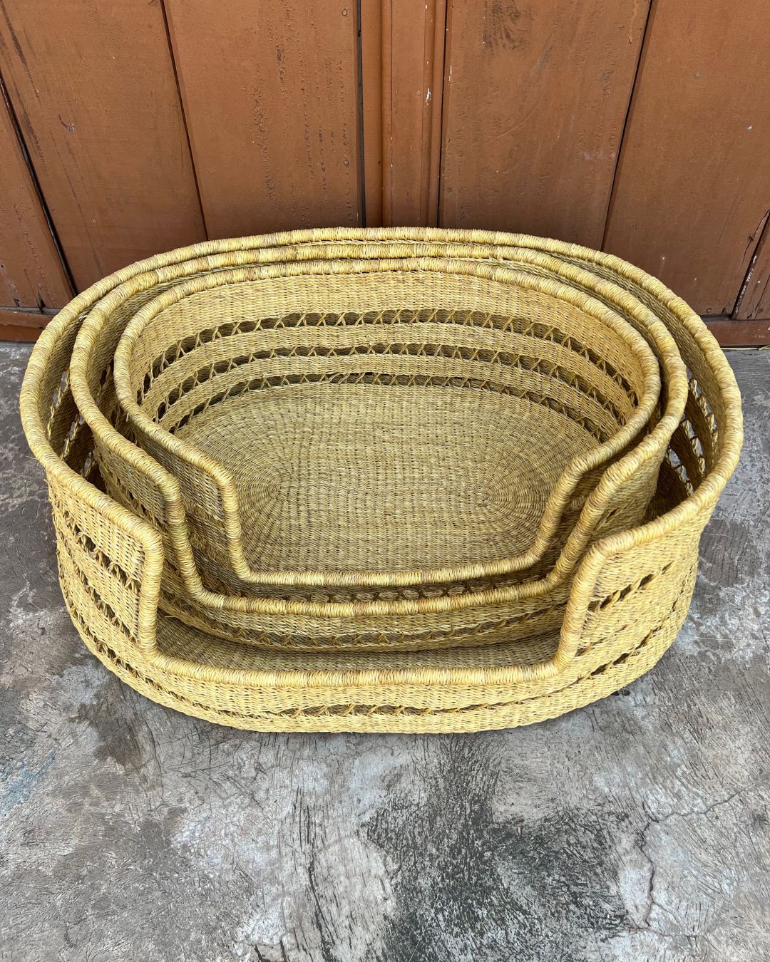 Dog Basket - Natural with Natural Net