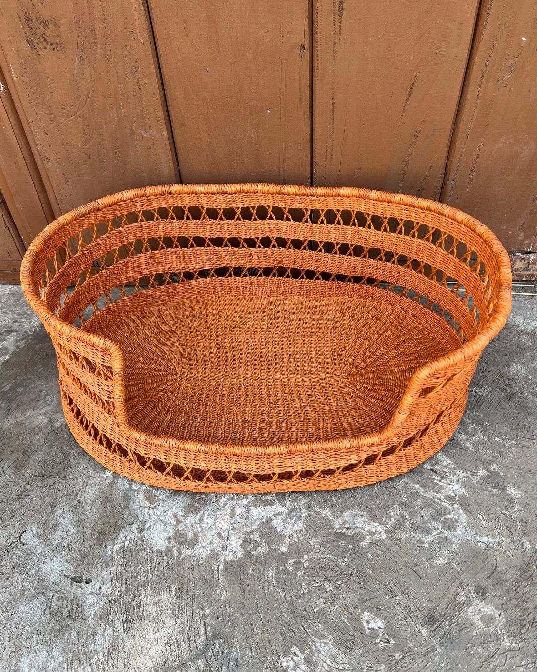 Natural artisan dog basket for small dogs
