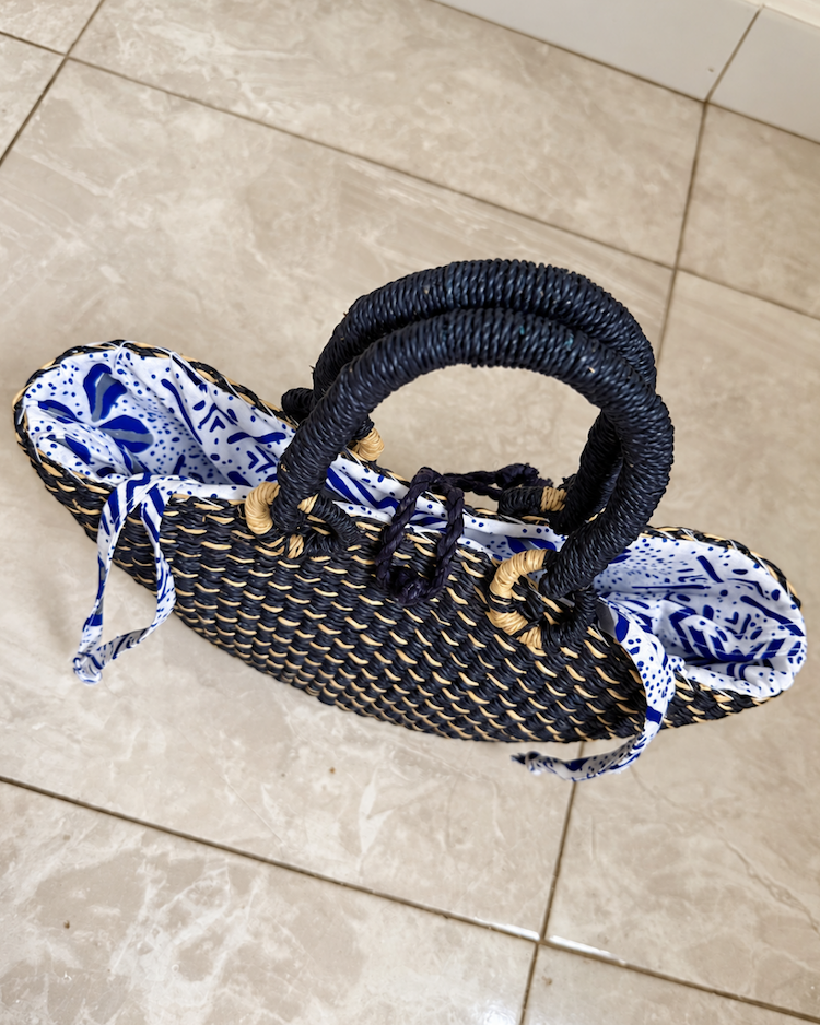 Top view of the handwoven straw handbag