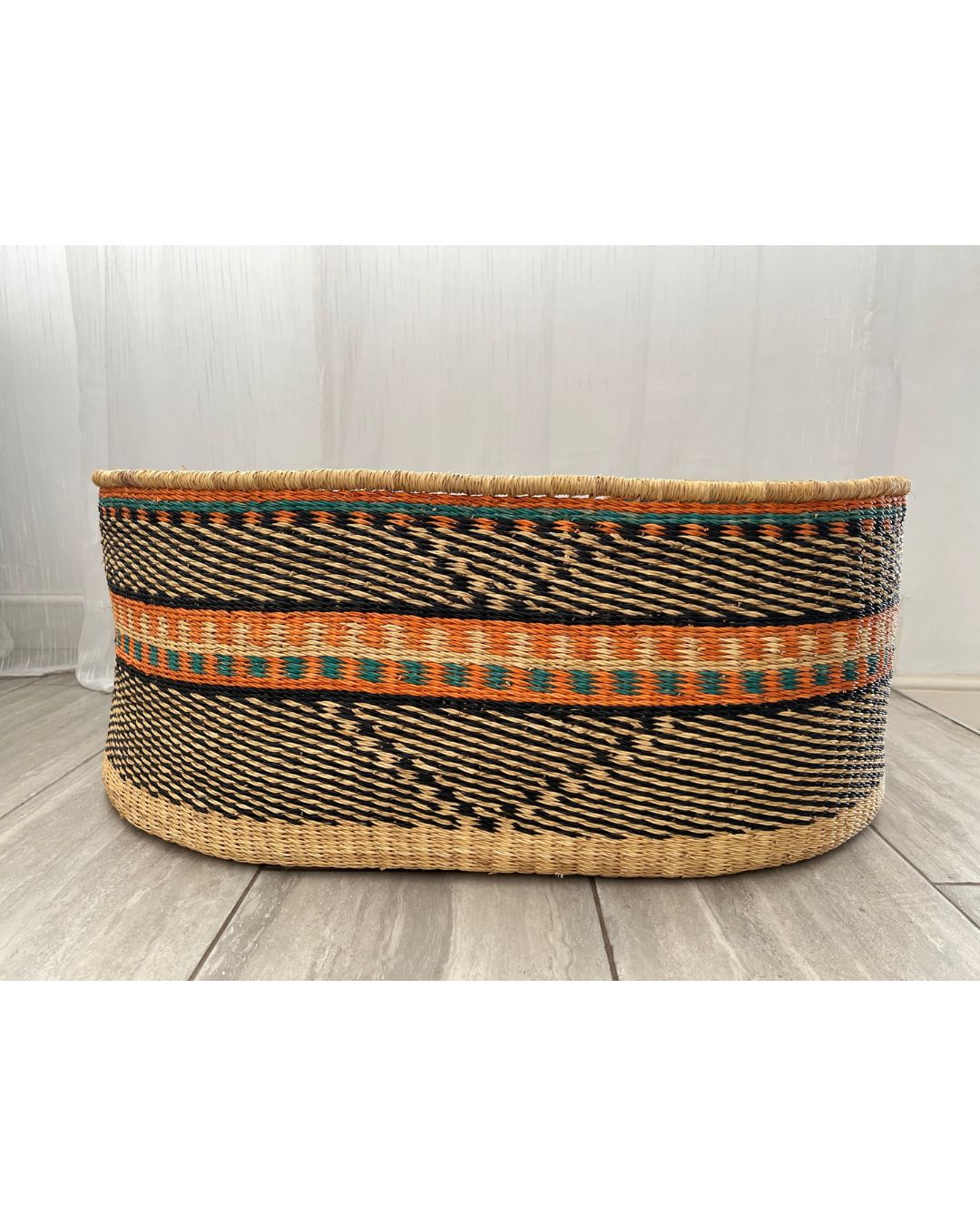 Dog Basket - Tango